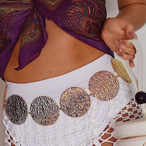 Coachella Gold Medallion Belt - Picture 3 of 5